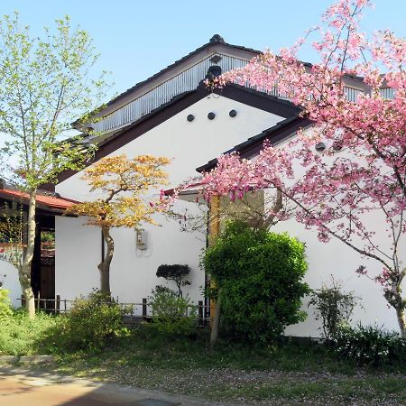 Shirokuma Inn 富山市 エクステリア 写真